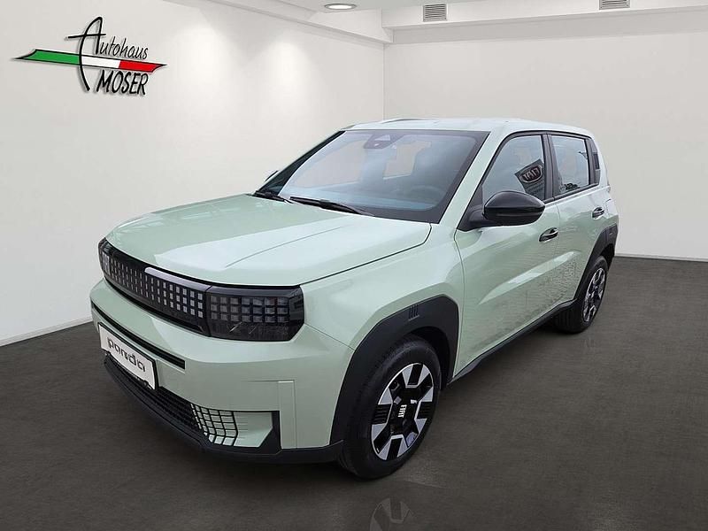 Neu Fiat Grande Panda Icon 110 PS (80 kW) 2025 Grün Kleinwagen