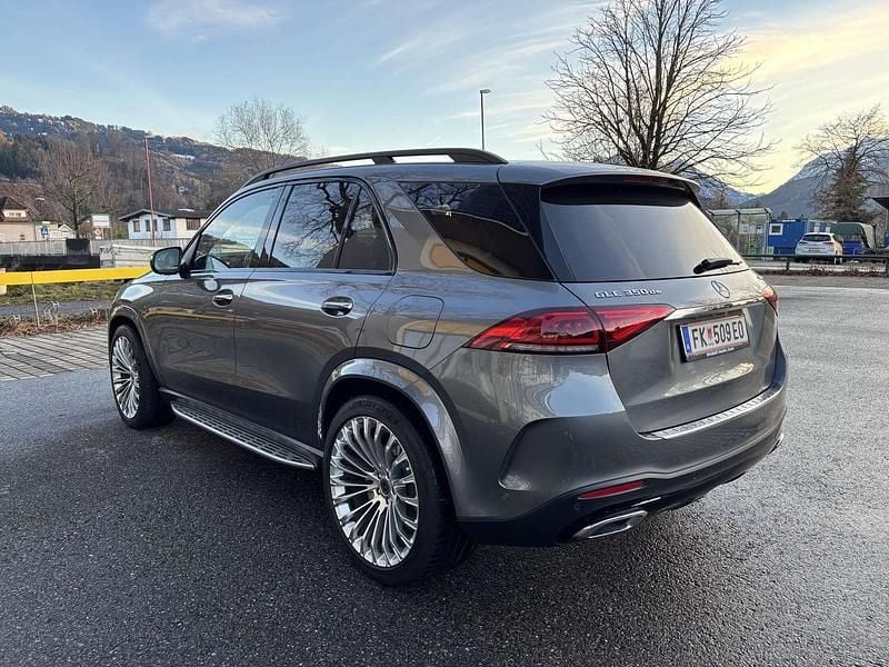 Gebraucht Mercedes GLE350 194 PS (142 kW) 2024 Grau SUV