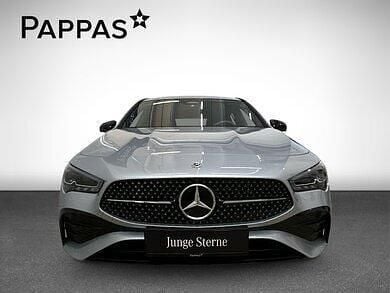 Neu Mercedes CLA180 AMG line 136 PS (100 kW) 2025 Silber Limousine