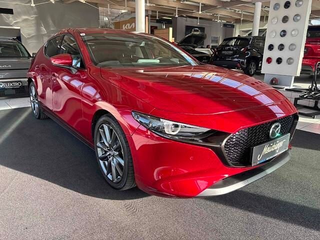 Gebraucht Mazda 3 122 PS (89 kW) 2019 Rot Kleinwagen