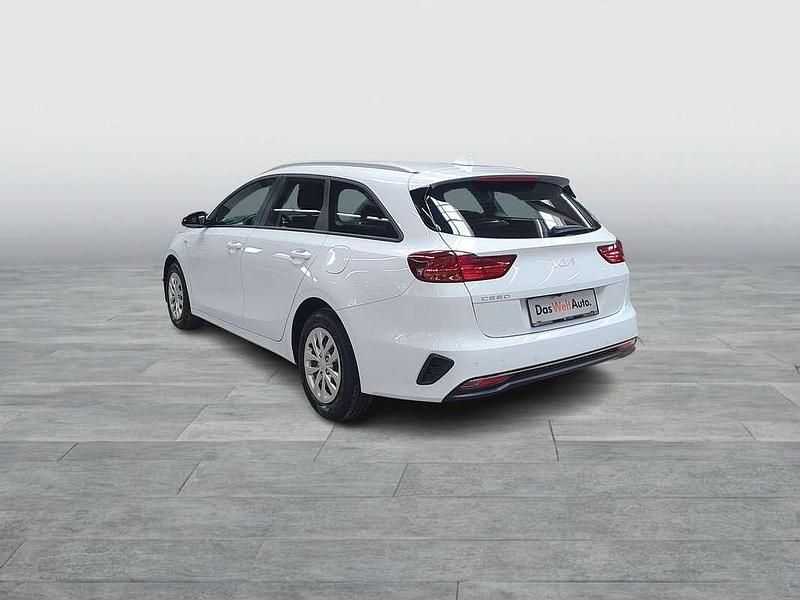 Neu Kia Ceed Sportswagon 101 PS (74 kW) 2025 Weiß Kombi