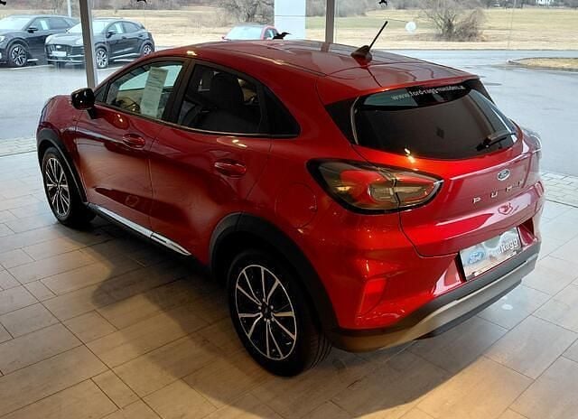 Gebraucht Ford Puma 125 PS (91 kW) 2020 Rot sonderlackierung SUV
