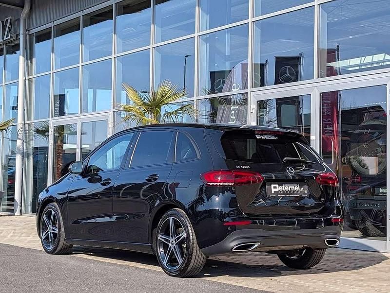 Gebraucht Mercedes B180 Progressive 136 PS (100 kW) 2022 Schwarz Van / Kleinbus