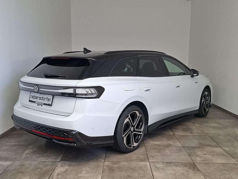 Gebraucht VW ID.7 GTX 250 kW (340 PS) 2025 Weiß Kombi
