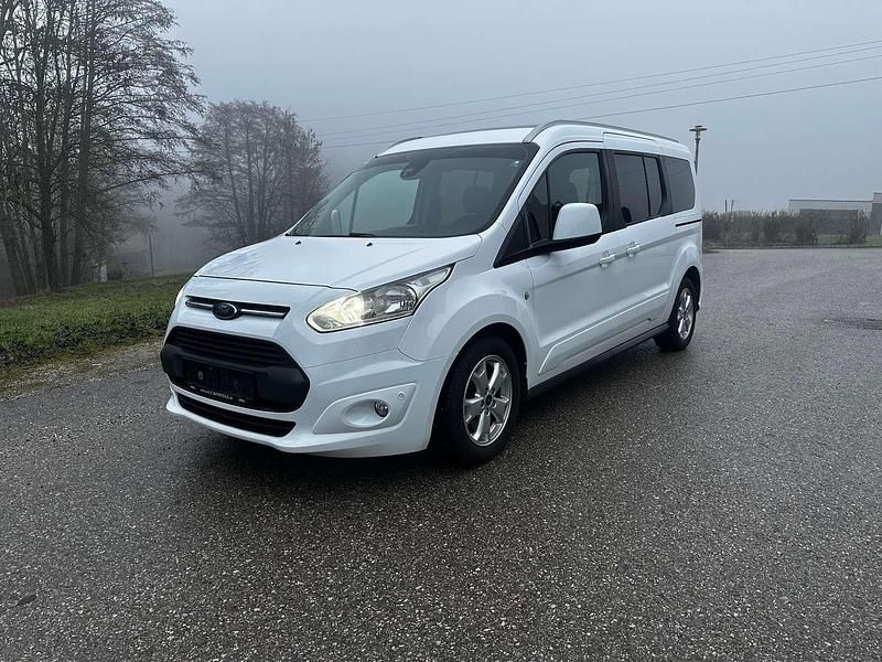 Gebraucht Ford Tourneo Titanium 120 PS (88 kW) 2016 Weiß Kombi