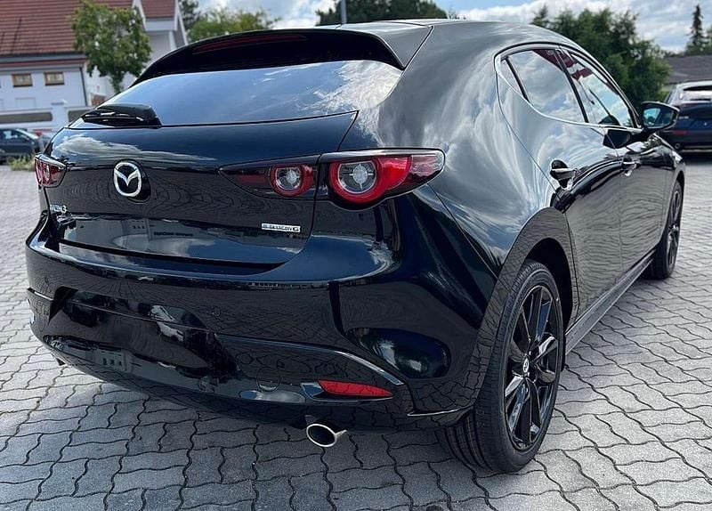 Neu Mazda 3 Homura-Line 140 PS (102 kW) 2025 Schwarz Limousine