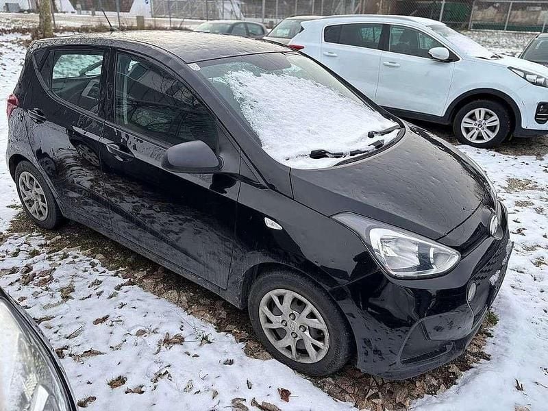 Gebraucht Hyundai i10 68 PS (50 kW) 2017 Kleinwagen