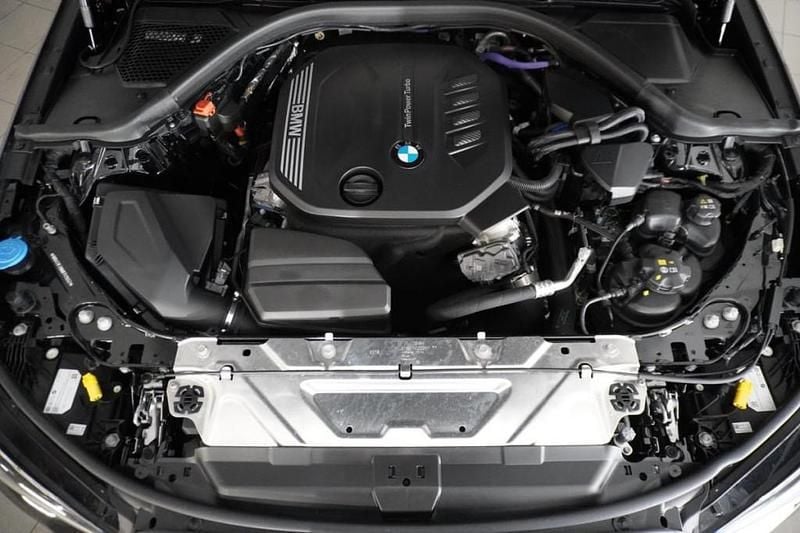 Gebraucht BMW 320 Efficient Dynamics 190 PS (139 kW) 2023 Schwarz Kombi