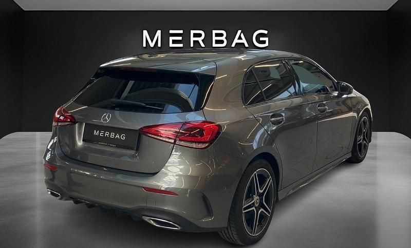 Gebraucht Mercedes A200 AMG line 163 PS (119 kW) 2019 Mountaingrau metallic Limousine