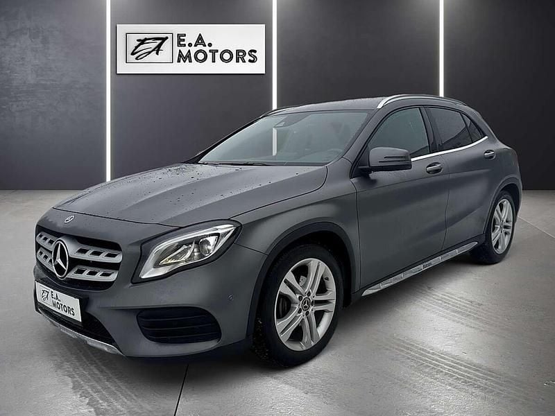 Gebraucht Mercedes GLA180 AMG line 122 PS (89 kW) 2017 Grau SUV