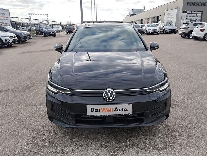 Gebraucht VW Golf VIII 116 PS (85 kW) 2025 Schwarz  metallic Limousine