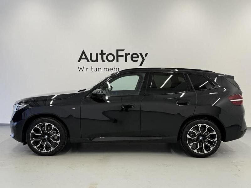 Gebraucht BMW X3 Shadowline 197 PS (144 kW) 2025 Saphirschwarz SUV