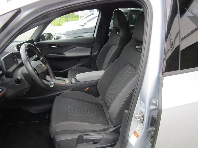 Gebraucht Cupra Born 150 kW (204 PS) 2022 Silber  metallic Kleinwagen