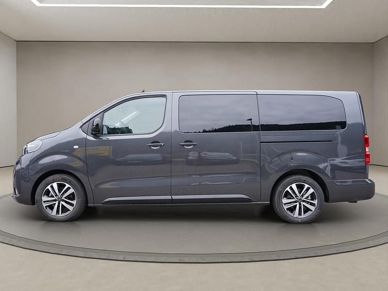 Neu Peugeot Traveller Business-Line 177 PS (130 kW) 2025 Van / Kleinbus