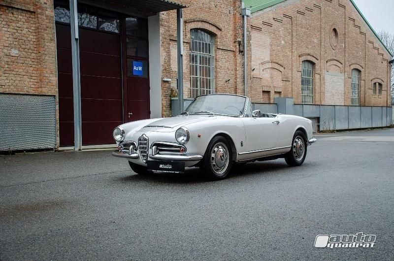 Gebraucht Alfa Romeo Giulia Spider 92 PS (67 kW) 1963 Weiß Cabrio
