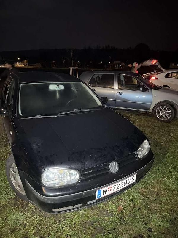 Gebraucht VW Golf IV Comfortline 75 PS (55 kW) 2000 Schwarz Limousine