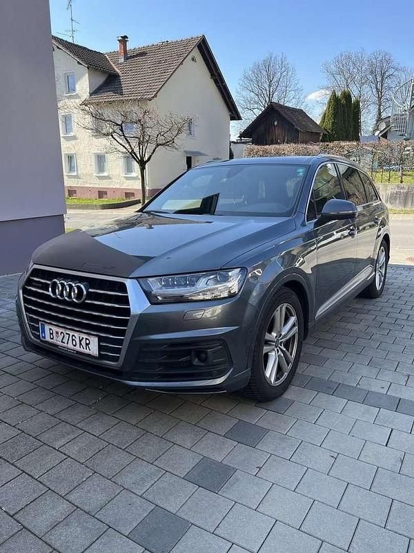 Grau Gebraucht 2017 Audi Q7 SUV | € 37.990 (Fairer Preis) - Bild 1/4