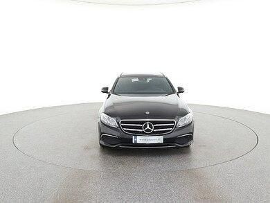 Gebraucht Mercedes E220 Edition 194 PS (142 kW) 2018 Obsidianschwarz metallic Kombi