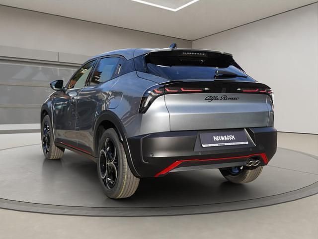 Neu Alfa Romeo GT Junior 145 PS (106 kW) 2025 Grau sonderlackierung Limousine