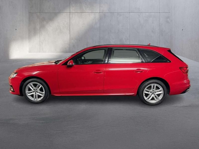 Gebraucht Audi A4 Advanced 163 PS (119 kW) 2020 Rot Kombi