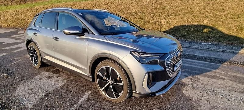 Blau Gebraucht 2021 Audi Q4 e-tron Edition .1 SUV | € 24.500 (Guter Preis) - Bild 1/4