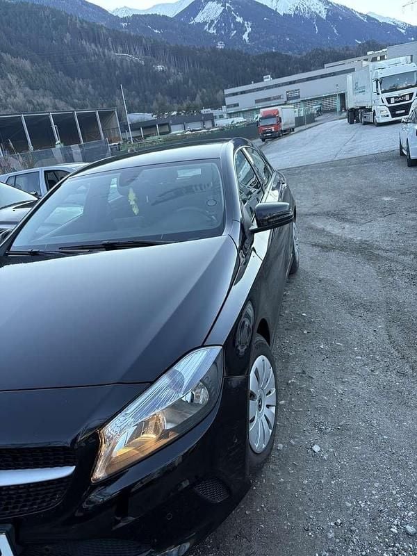 Gebraucht Mercedes A160 90 PS (66 kW) 2017 Limousine