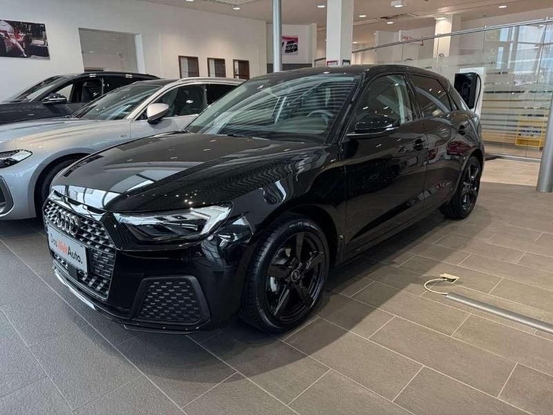 Neu Audi A1 95 PS (69 kW) 2025 Schwarz Kleinwagen