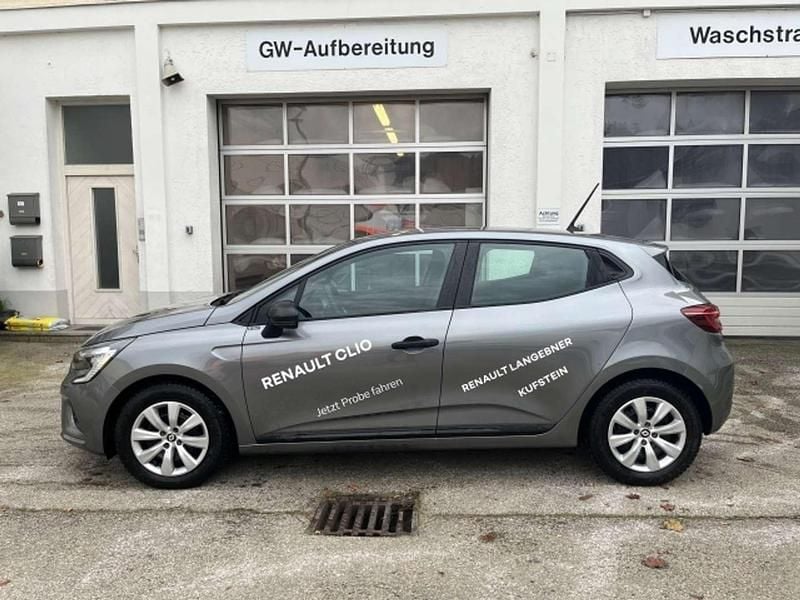 Gebraucht Renault Clio V SE 67 PS (49 kW) 2023 Schwarz Limousine