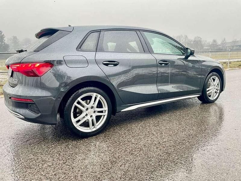 Gebraucht Audi A3 200 PS (147 kW) 2021 Grau Limousine
