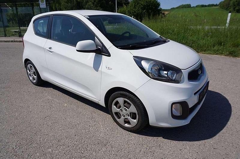 Gebraucht Kia Picanto 69 PS (50 kW) 2013 Weiß Kleinwagen