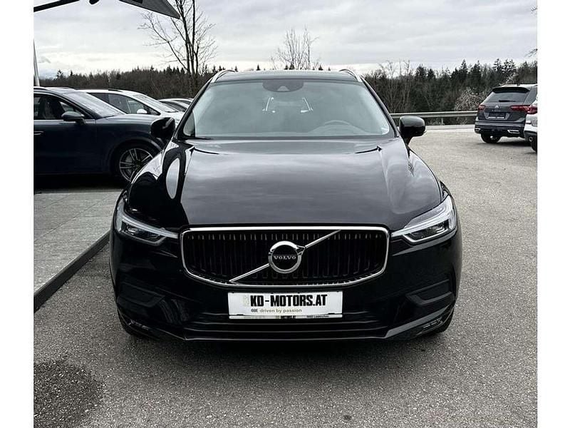 Gebraucht Volvo XC60 Momentum 197 PS (144 kW) 2020 Schwarz SUV