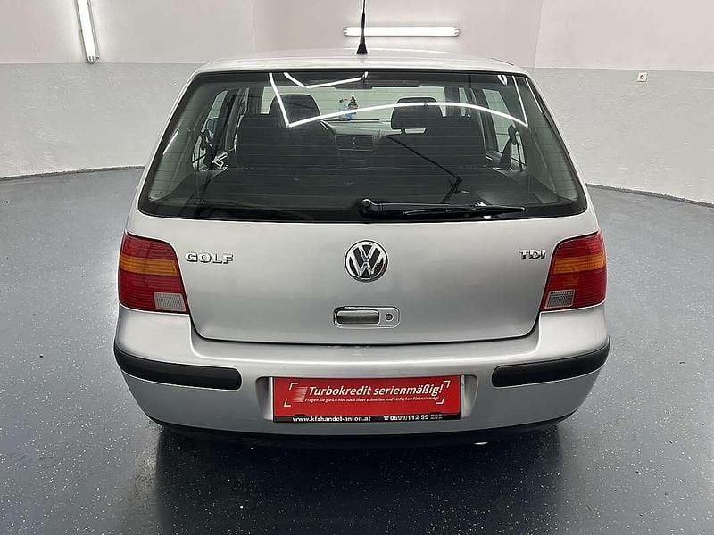 Gebraucht VW Golf IV 90 PS (66 kW) 2002 Grau Limousine
