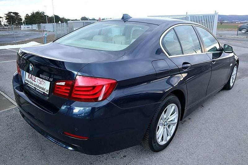 Gebraucht BMW 520 Efficient Dynamics 184 PS (135 kW) 2012 Blau Limousine