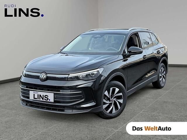 Neu VW Tiguan 150 PS (110 kW) 2026 Schwarz  metallic SUV
