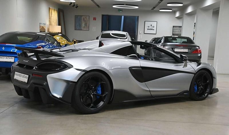 Gebraucht McLaren 600LT Spider 600 PS (441 kW) 2022 Silber Cabrio