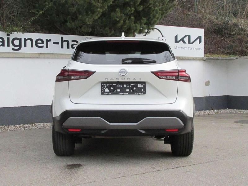 Gebraucht Nissan Qashqai Tekna 158 PS (116 kW) 2024 Weiß SUV