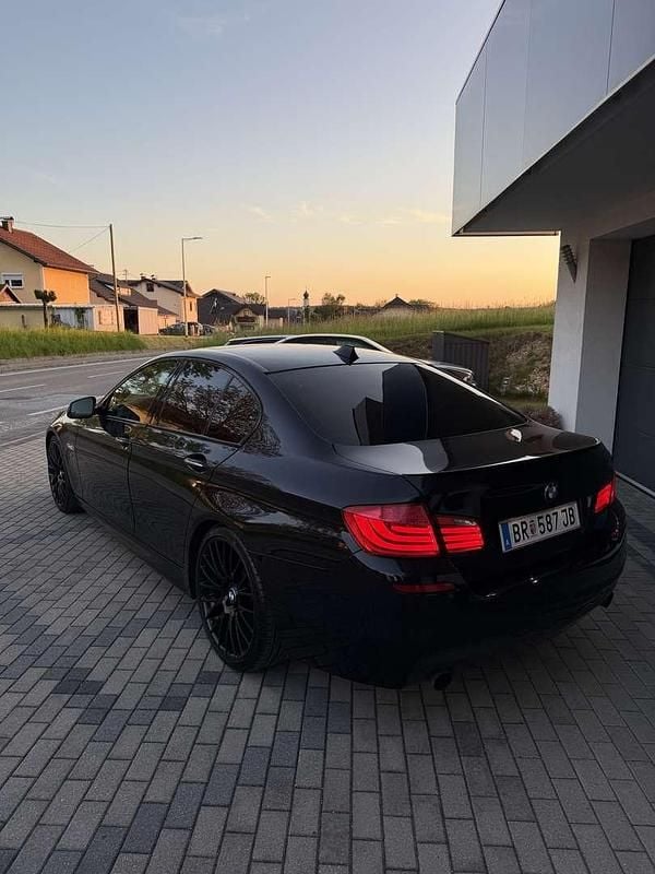Gebraucht BMW 535 M Sport 299 PS (219 kW) 2011 Schwarz Limousine