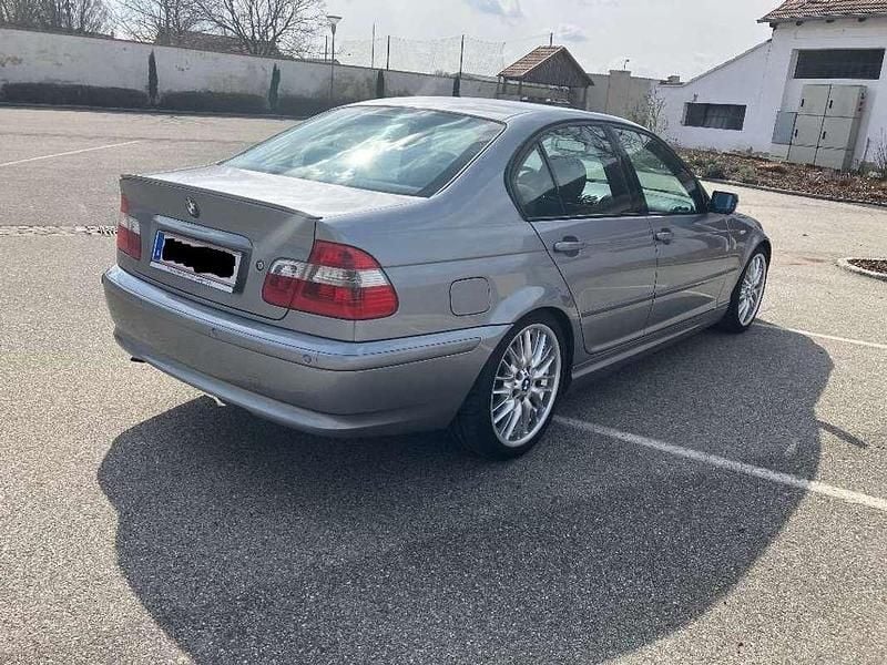Gebraucht BMW 318 116 PS (85 kW) 2004 Grau Limousine