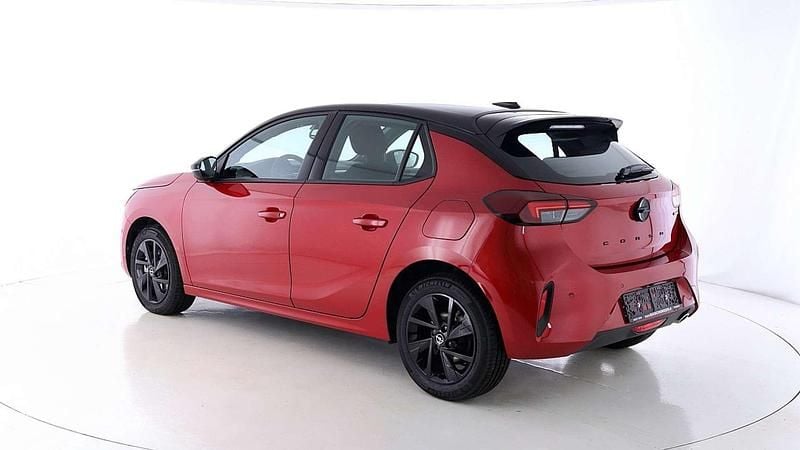 Gebraucht Opel Corsa 101 PS (74 kW) 2024 Kardio rot Limousine