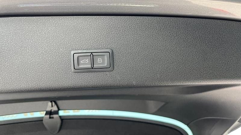 Gebraucht Audi e-tron Sportback Business 158 kW (215 PS) 2022 Mittelgrau  metallic SUV