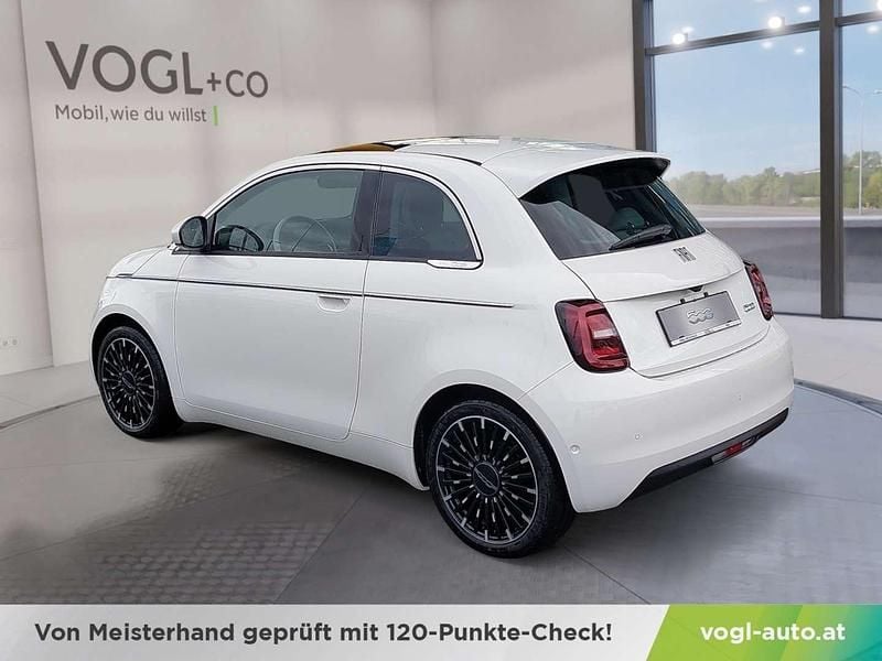 Neu Fiat 500e La Prima 42 kW (58 PS) 2025 Weiß Kleinwagen
