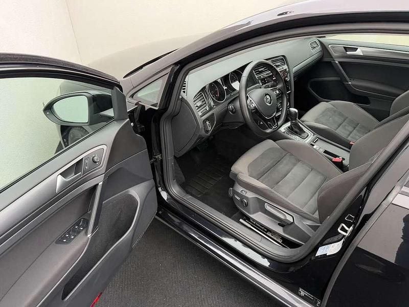 Gebraucht VW Golf VII Highline 116 PS (85 kW) 2017 Schwarz Kombi
