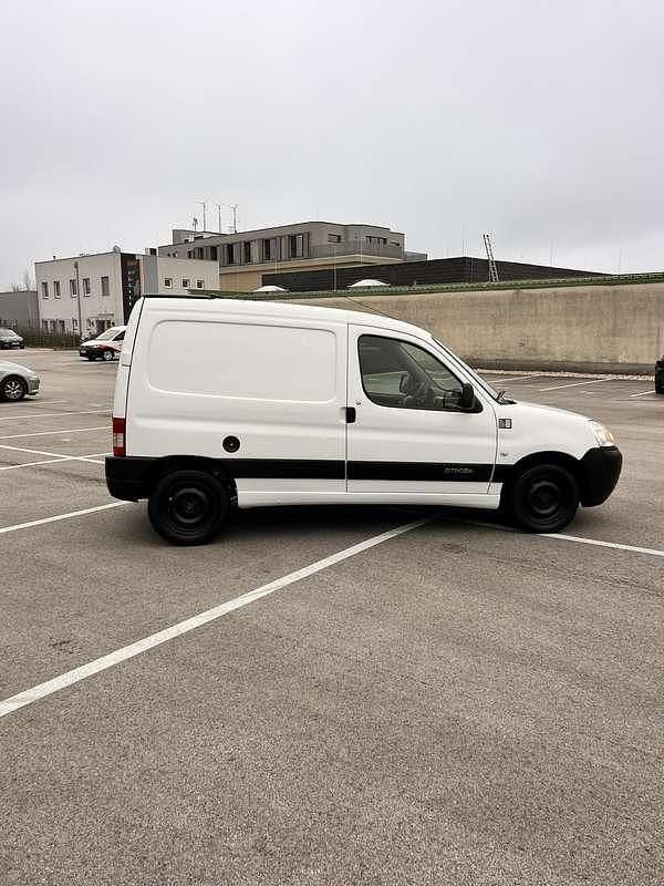 Gebraucht Citroën Berlingo 69 PS (50 kW) 2008 Weiß Van / Kleinbus