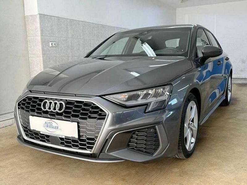 Gebraucht Audi A3 S-Line 116 PS (85 kW) 2021 Grau Limousine
