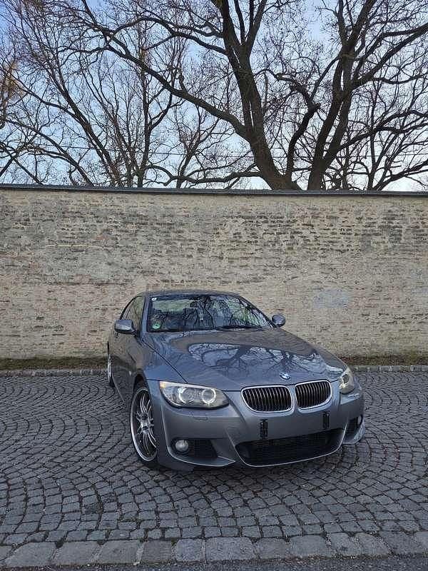 Gebraucht BMW 325 M Sport 204 PS (150 kW) 2011 Coupé