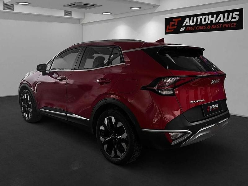 Gebraucht Kia Sportage 179 PS (131 kW) 2022 Rot SUV