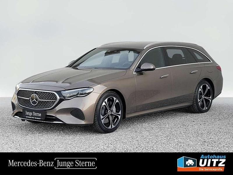 Braun Gebraucht 2025 Mercedes E300 Kombi | € 59.845 (Teuer) - Bild 1/3