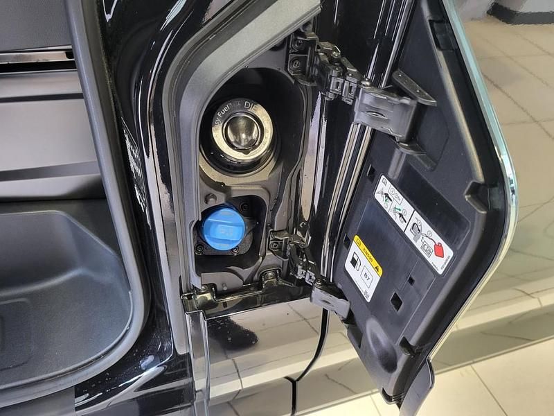 Gebraucht VW Transporter 150 PS (110 kW) 2025 Schwarz  metallic Van