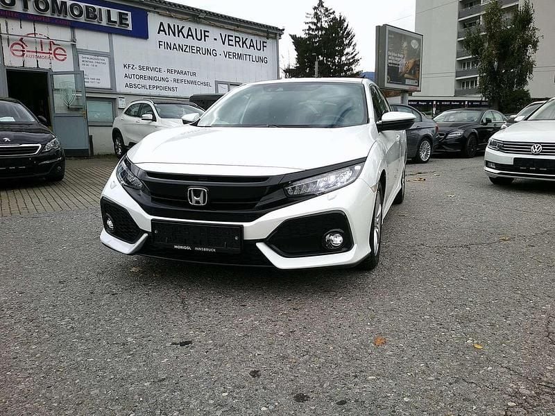 Gebraucht Honda Civic Executive 129 PS (94 kW) 2018 Weiß Kleinwagen