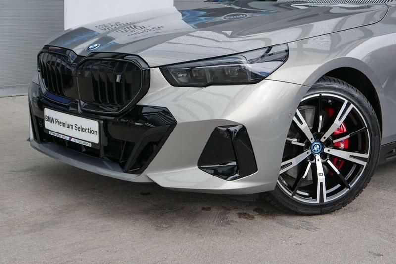 Gebraucht BMW i5 Comfort Edition 250 kW (340 PS) 2024 Grau Limousine
